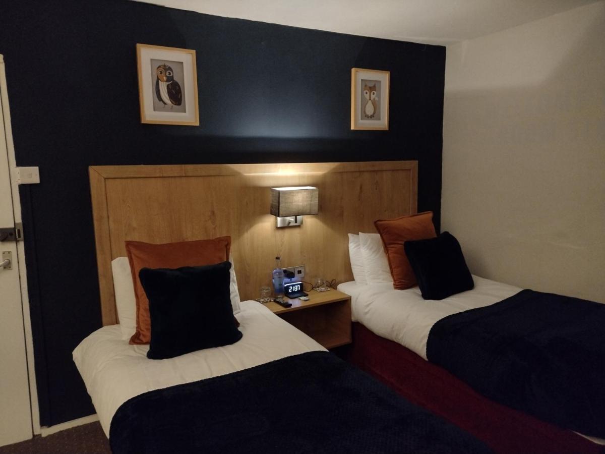 The Crown Inn Keynsham Esterno foto