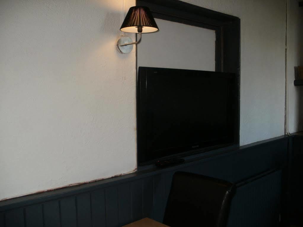 The Crown Inn Keynsham Esterno foto